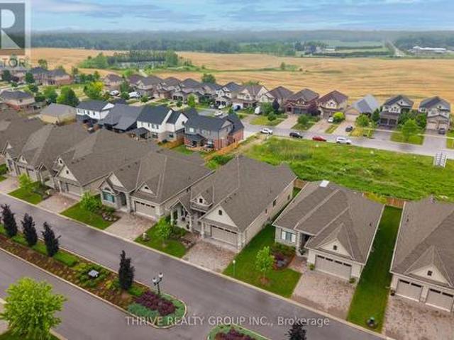 Condo for sale in Arva, Ontario
