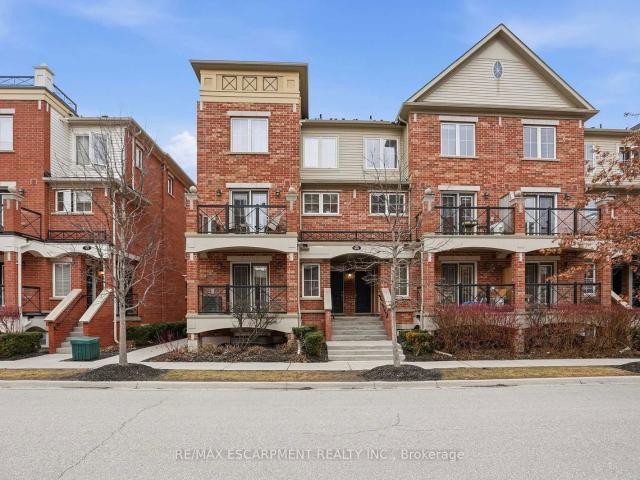 Condo for rent in Oakville, Ontario