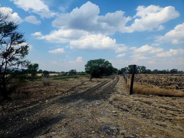 Land for sale in Hartbeespoort Dam Nature Reserve, North West