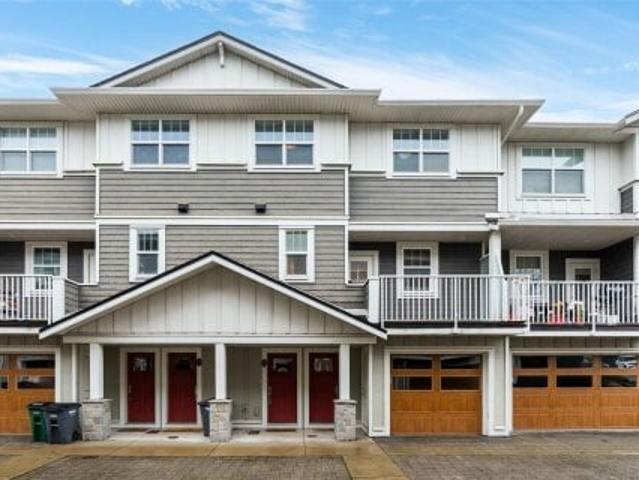 Townhouse for sale in Saanich, British Columbia
