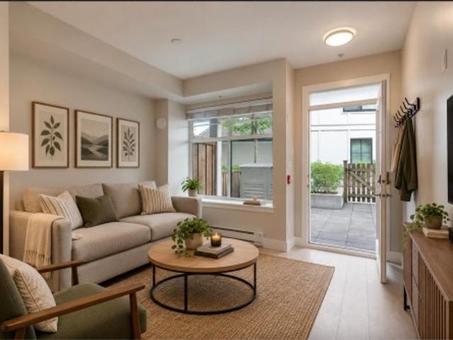 Townhouse for sale in Buckingham Heights, Burnaby