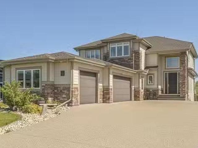House for sale in Alberta