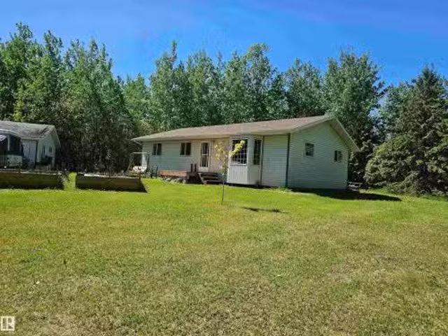 House for sale in Alberta