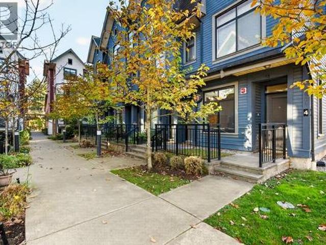 House for sale in Victoria-Fraserview, Vancouver