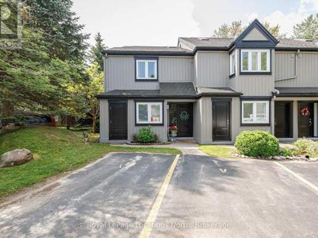 Townhouse for sale in Collingwood, Ontario