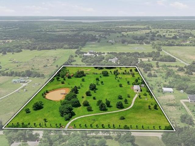 Land for sale in Pottsboro, Texas