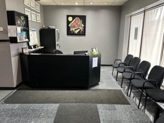 Office for sale in Georgina, Ontario