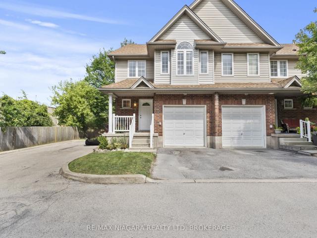 Condo for sale in Niagara, Ontario