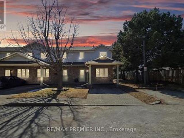 Townhouse for sale in Niagara, Ontario