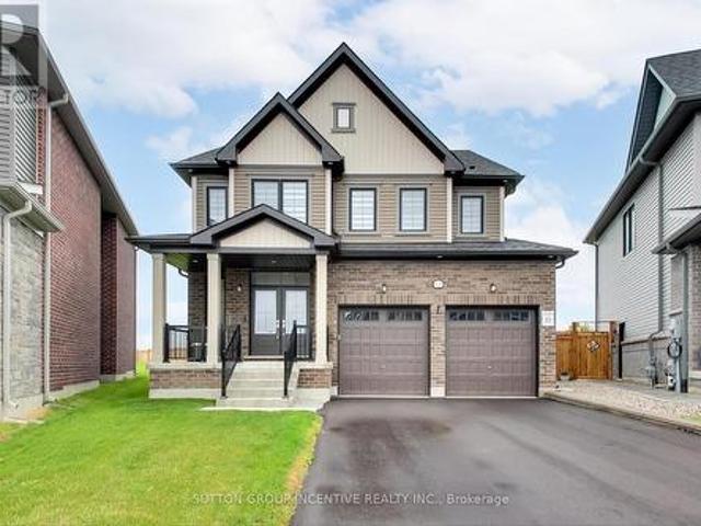 House for sale in Barrie, Ontario
