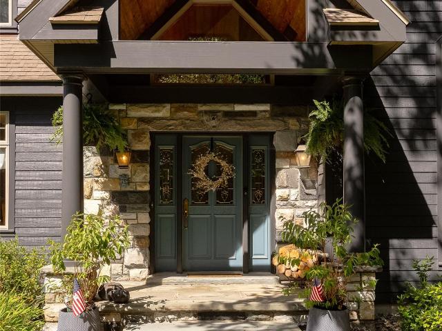 House for sale in New York