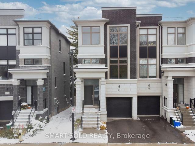 Townhouse for sale in Woburn, Ontario