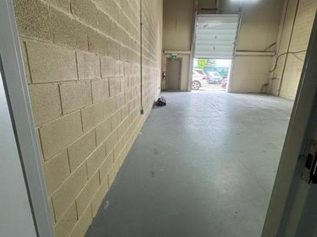 Commercial for rent in Mississauga, Ontario