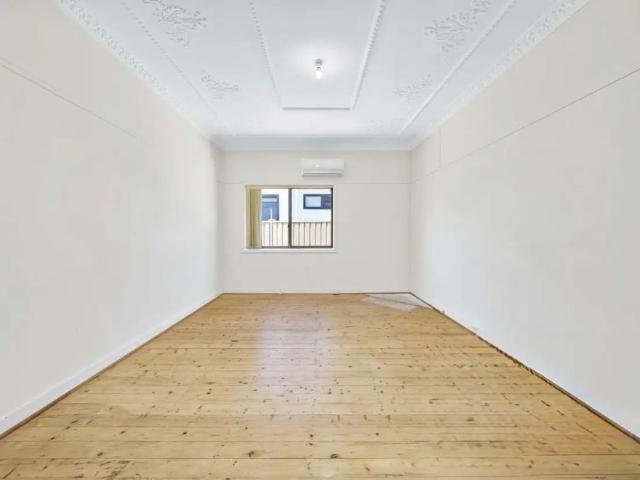 House for rent in Merrylands