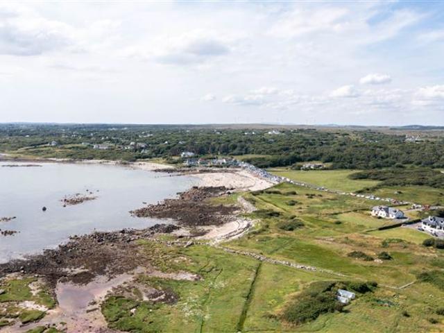 Detached House for sale in Furbogh, Connacht