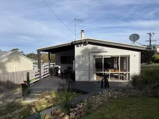 House for rent in Lakes Entrance, Victoria