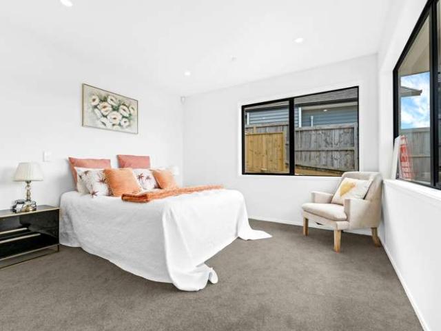 House for sale in Auckland, Oroua County