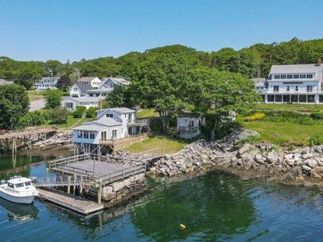 House for sale in Bristol, Maine