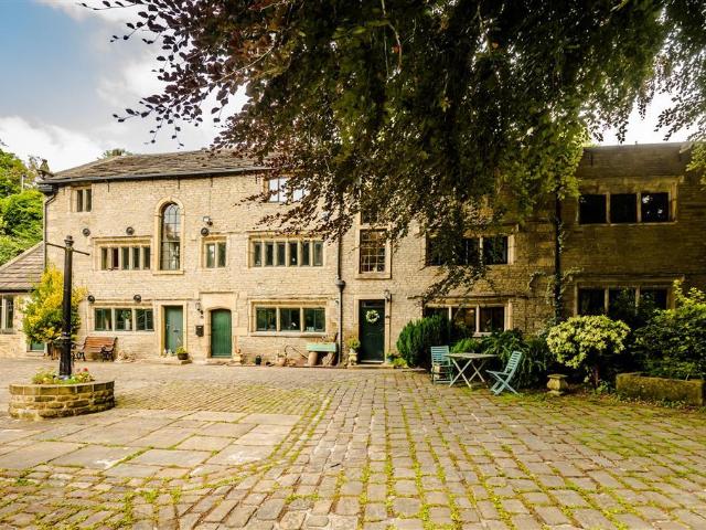 House for sale in Exley, West Yorkshire