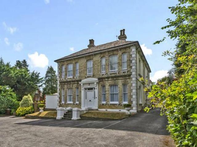 House for rent in Hampshire