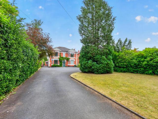 Farm for sale in Lower Wick, Worcestershire