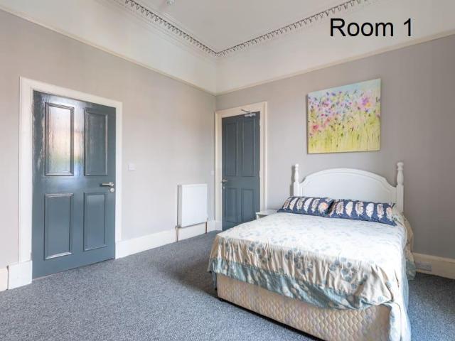 Room for rent in Mayfield, Newington