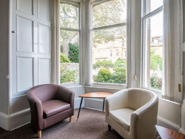 Room for rent in Mayfield, Newington