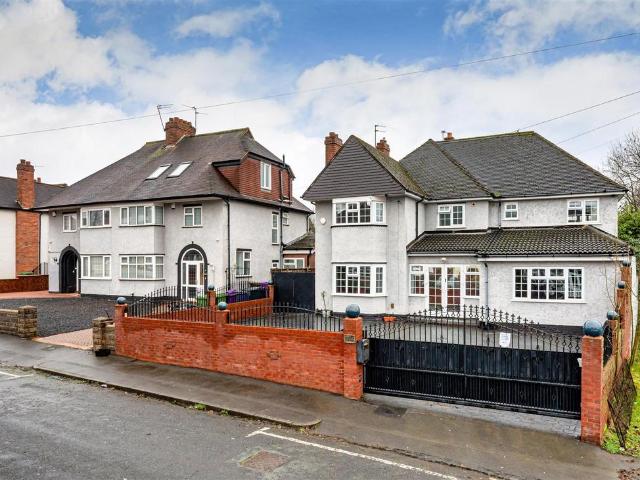 House for sale in West Midlands
