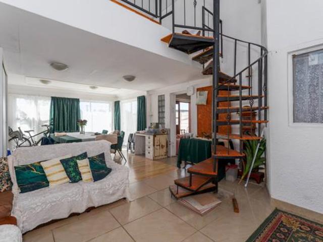 House for sale in Cape Town, Western Cape