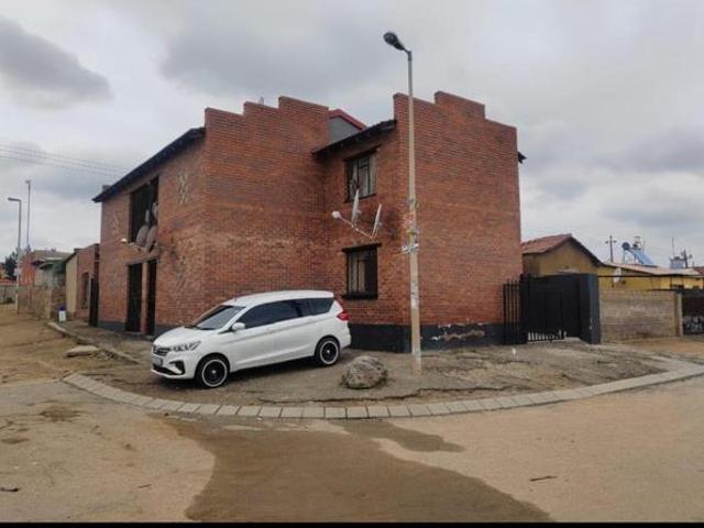 House for sale in Vosloorus, Gauteng