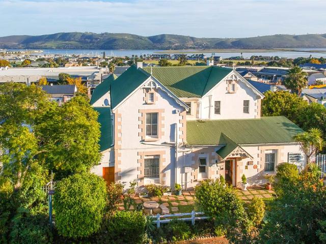 House for sale in Groot Brak Rivier, Western Cape