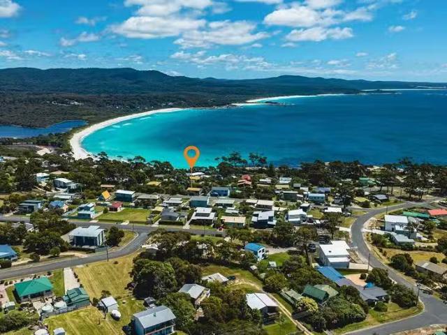 House for rent in Binalong Bay, Tasmania