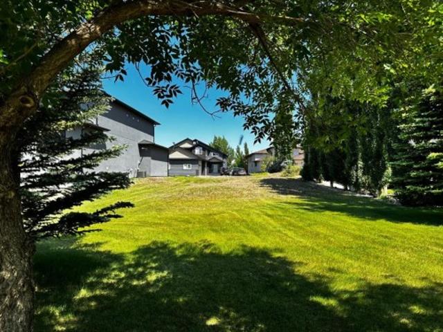 Condo for sale in Lake Newell Resort, Alberta