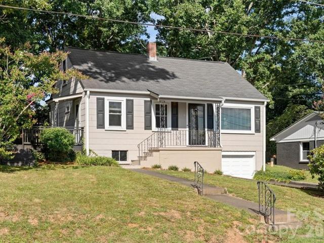 House for sale in Parkway Forest, Asheville