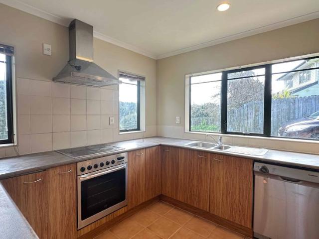 House for rent in Owhata, Oroua County