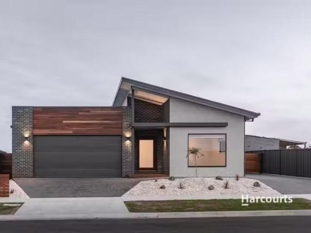House for rent in Shearwater, Tasmania