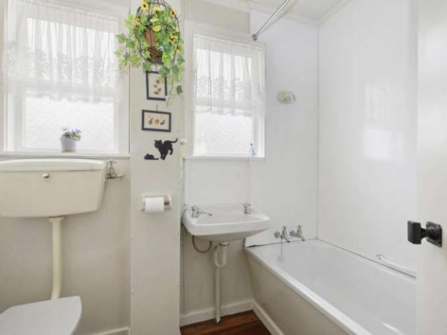 Apartment for sale in Days Bay, Wellington