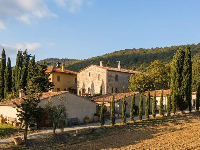 Casa in vendita a Sarteano, Toscana