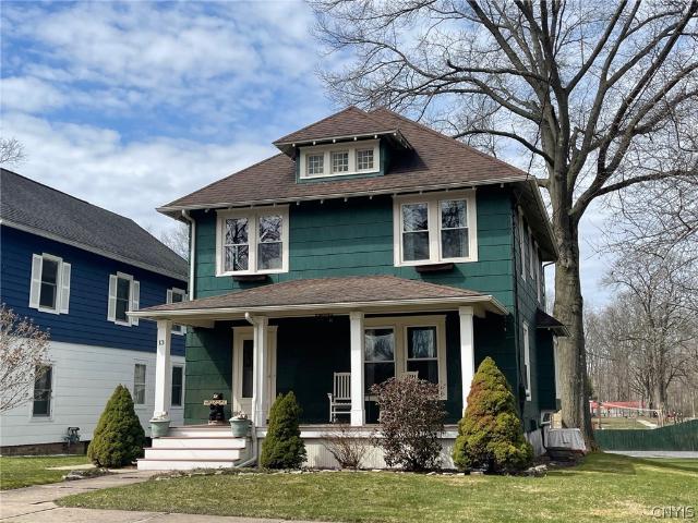 House for sale in Oneida, New York