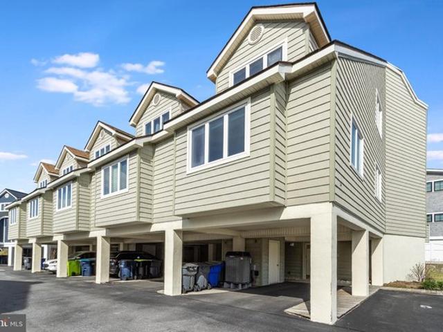 Condo for sale in Delaware
