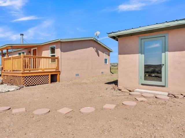 House for sale in Tres Piedras, New Mexico
