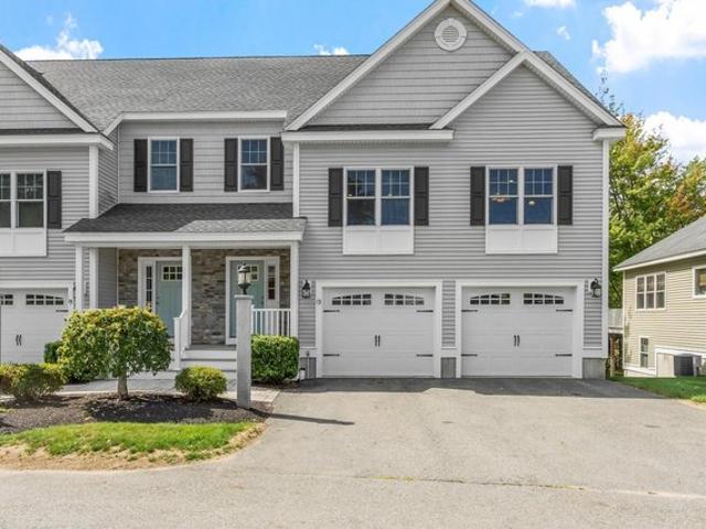 Condo for sale in Westford, Middlesex County