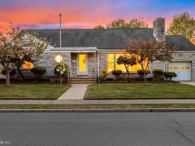 Property for sale in Crosswicks, New Jersey