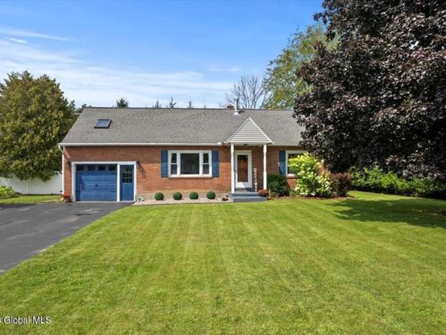 House for sale in Saratoga, New York