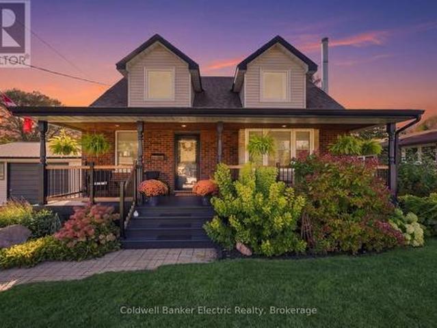 House for sale in Cobourg, Central Ontario