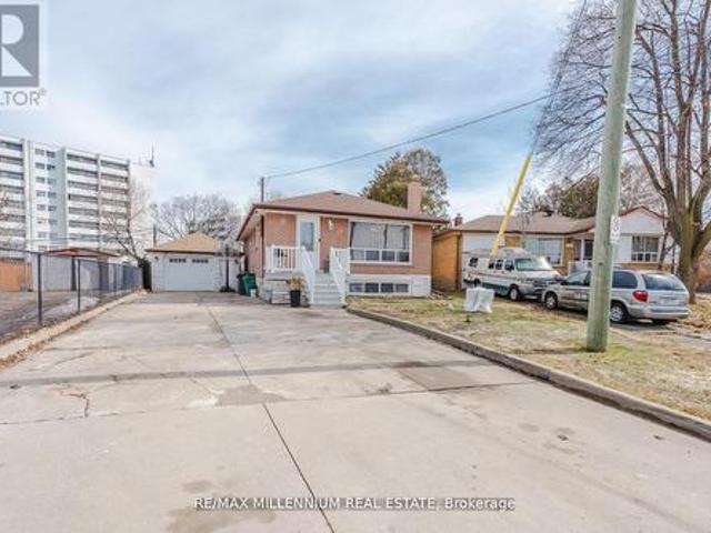 House for sale in Georgina, Ontario