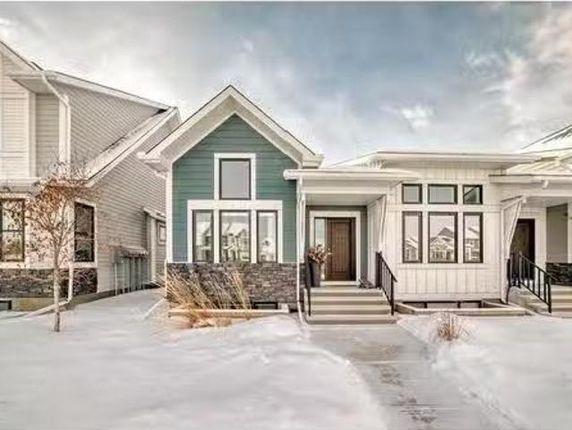 House for sale in Okotoks, Alberta