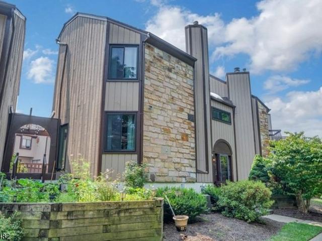 Townhouse for sale in Township Of Washington, New Jersey