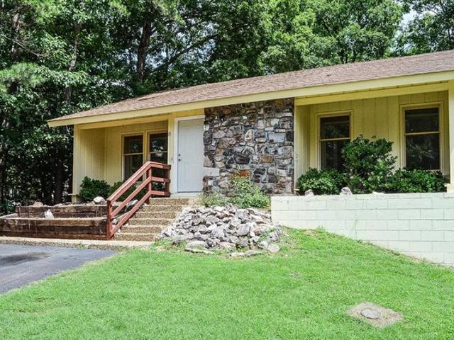 Townhouse for sale in Ark