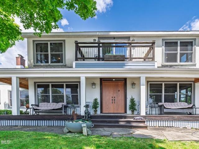 House for sale in Essex, New York